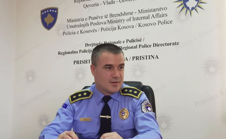 Nach Mehmets Rücktritt, Polizeidirektor Fehmi Hoti Übungen Position