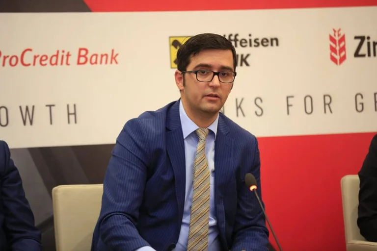 Sokol Havolli si dimette dalla Banca Centrale a causa delle pressioni politiche