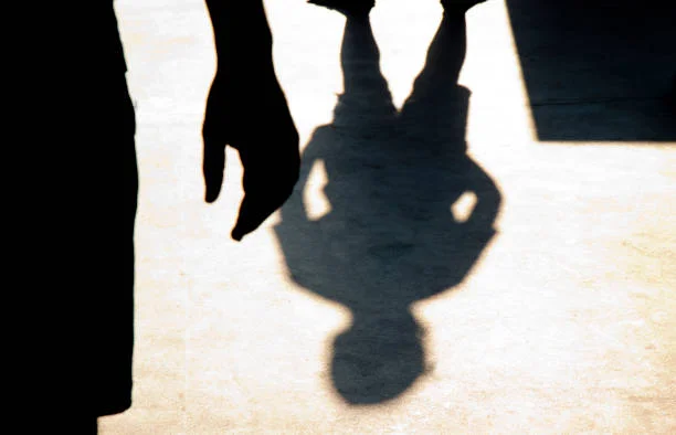 Kindergewalt, Analysten: Reaktionen sind dringend
