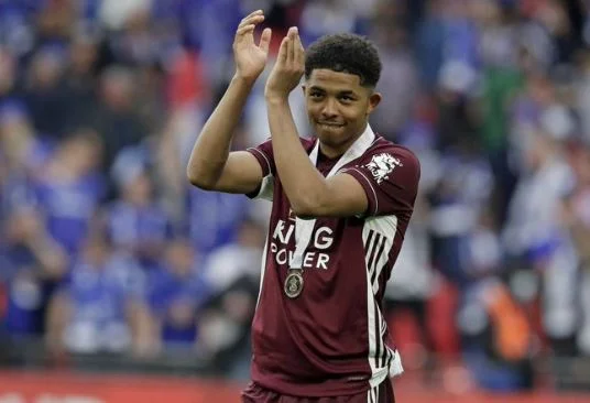 Chelsea llegó a un acuerdo con el talentoso defensor de Leicester