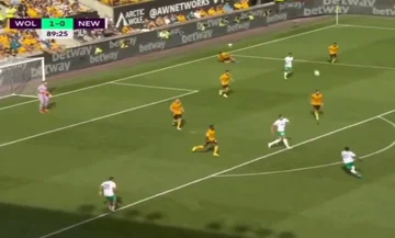 Oh, mein Gott, ein weiteres schönes Tor in der Premierliga, Saint-Maxim aktuelles mad volles Ziel