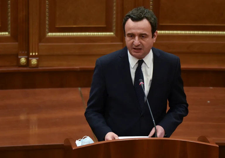 Tërheqja nga kompensimet pasi media i zbuloi: Cila është shprehja popullore që do ta thoshte Kurti sot?