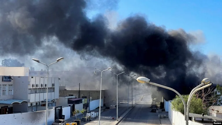 Kaos në Libi, luftime të përgjakshme në Tripoli, së paku 12 të vrarë dhe mbi 80 të plagosur