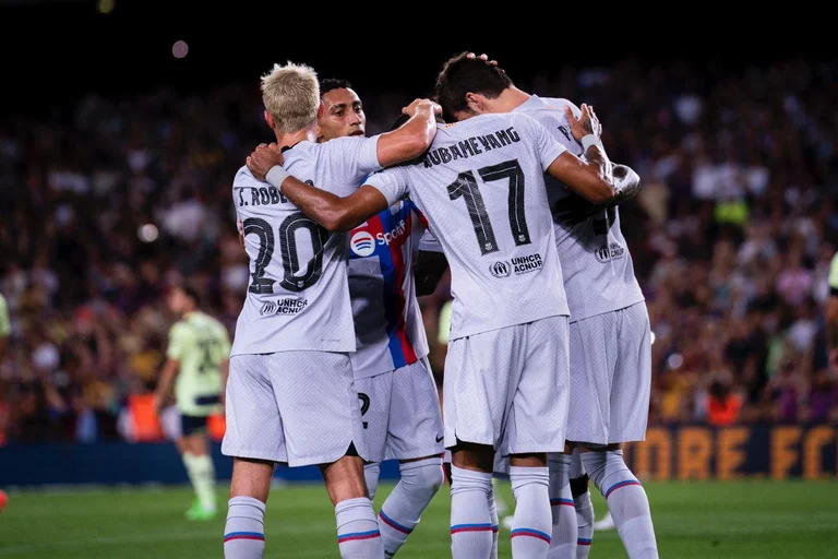 Fundi i merkatos: Manchester United i vihet pas yllit të Barcelonës, dërgon ofertë 10 milionë euro