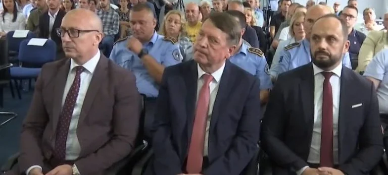 IPK nis hetimet ndaj policëve që ishin pjesë e takimit të komunave veriore
