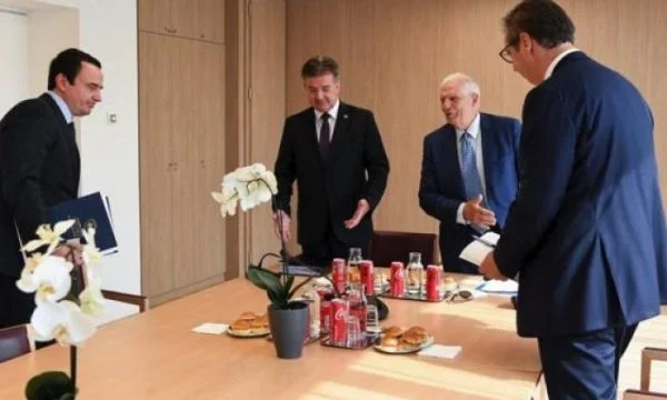 Lajçak: Kurti e Vuçiq në Bruksel nuk u grindën, atmosfera ishte shumë e mirë