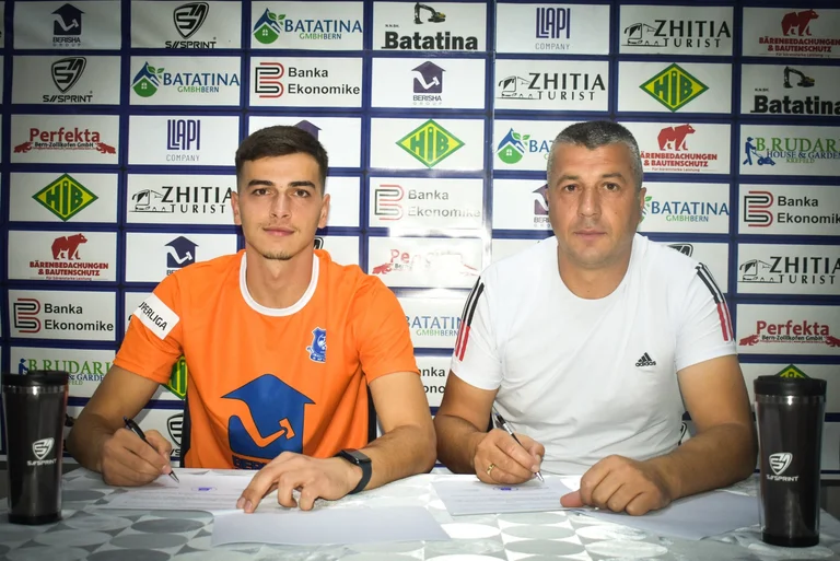 Zyrtare: Llapit i bashkohet Agron Kolaj