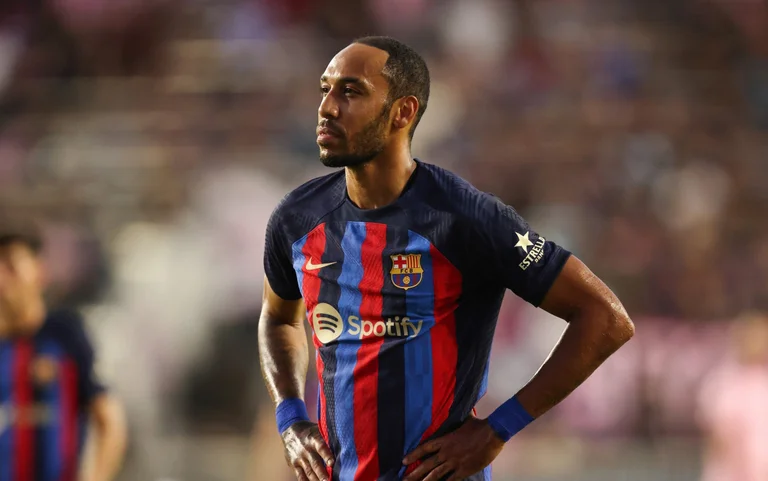 Chelsea nis ofertën e fundit për Aubameyang