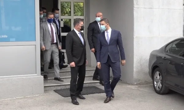 Pas Escobarit, edhe Lajçak kërkon takim me liderin e PDK-së Memli Krasniqi