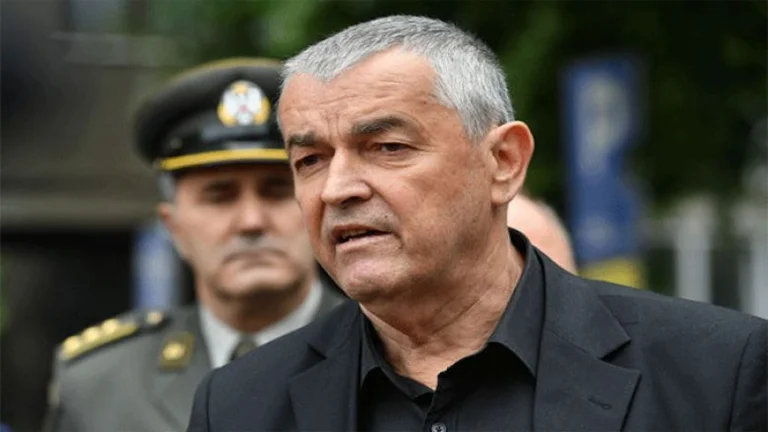Vdes Bozhidar Deliq, nënkryetari i parlamentit serb