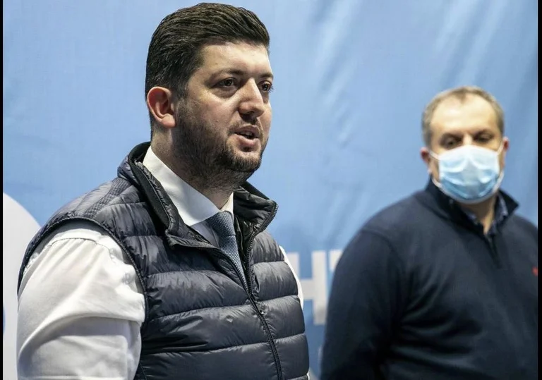 Restelica: Kam dhënë dorëheqje më 19 gusht