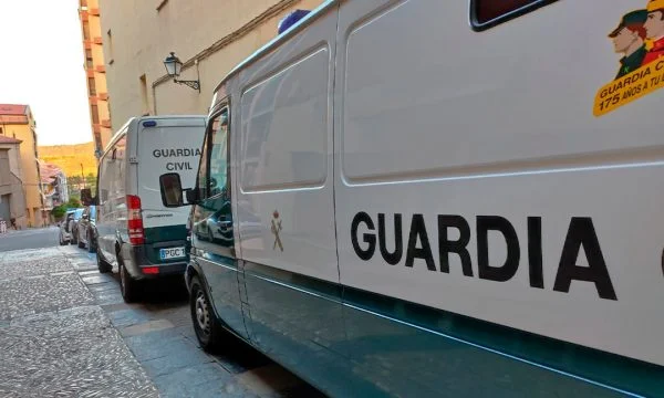 Kultivuan 11500 bimë marijuanë, gjykata spanjolle lë në burg 8 shqiptarë, ende në kërkim 4 anëtarët e tjerë të bandës