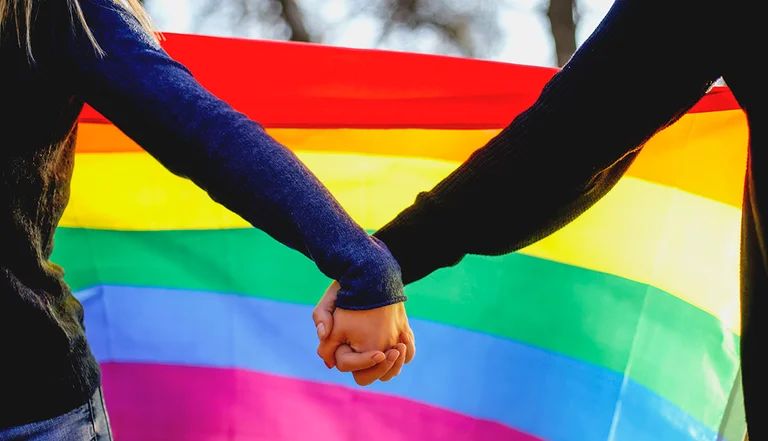 Singapori i jep fund ndalimit të homoseksualitetit