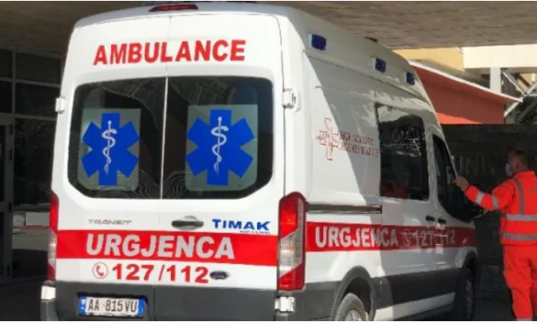 Ngjarja tragjike ne Fier, 2-vjeçari ishte me të atin kur i ra bombola në kokë
