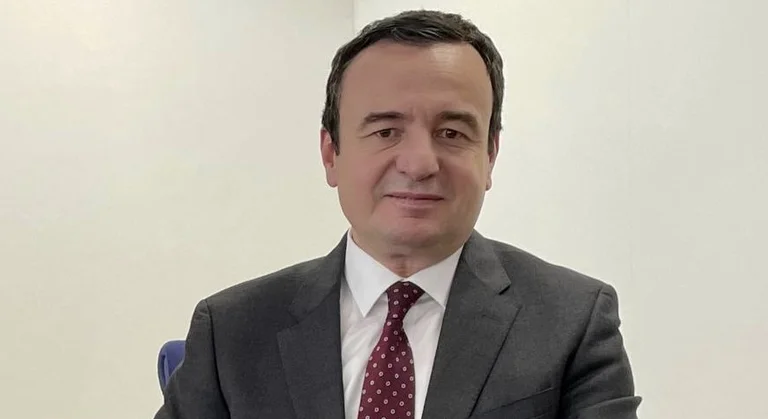 Dy mesazhet e përçudshme që i shkuan dje Kurtit nga Kosova në Bruksel