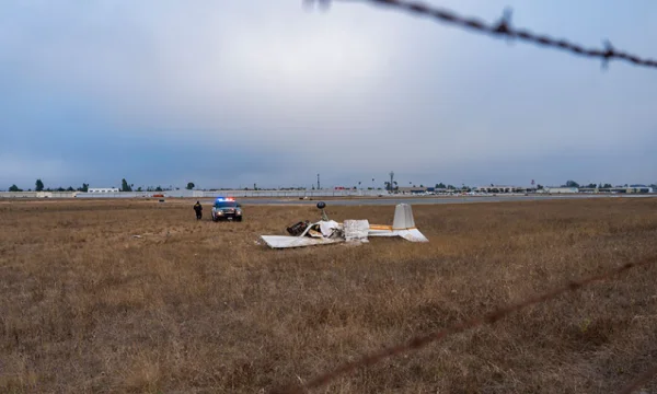 Deux avions américains s'écrasent, trois personnes se noient