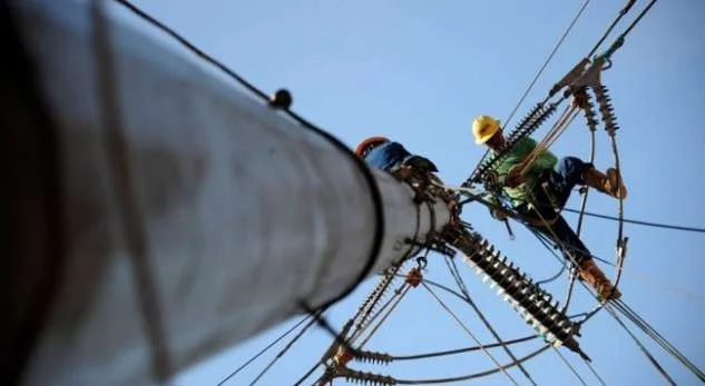 Dans la crise énergétique: l'Albanie arrête les importations, utilise des réserves