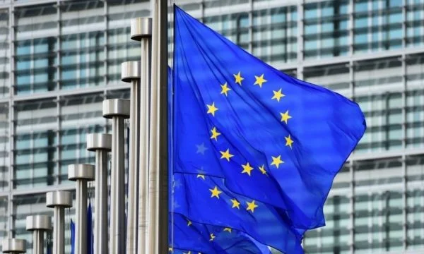 Porte-parole de l'UE: On ne peut pas parler sans que Borrell sorte de la réunion de Kurti-Vuchick.