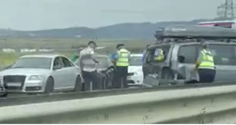 Heavy accident on the <x0c>back Rugova”