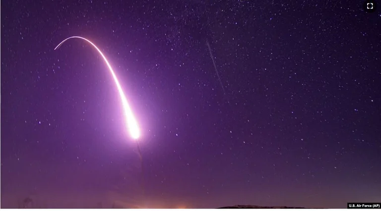 U.S. tests intercstinctical ballistic missiles “Minuteman 3”