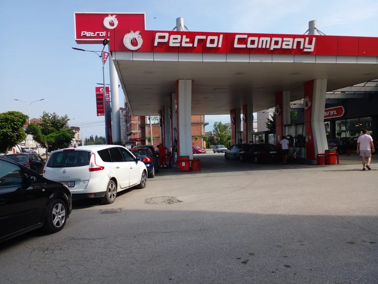 Petrol Company corre a prezzi di derivati economici e molte altre offerte