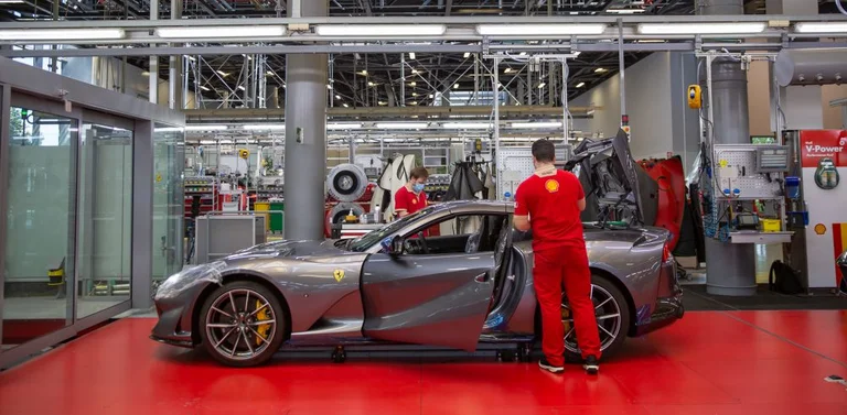 Ferrari tira de más de 23.000 coches debido a la falla de freno
