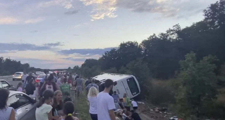 Accident d'autobus en Serbie: Le Témoin raconte le moment où c'est arrivé