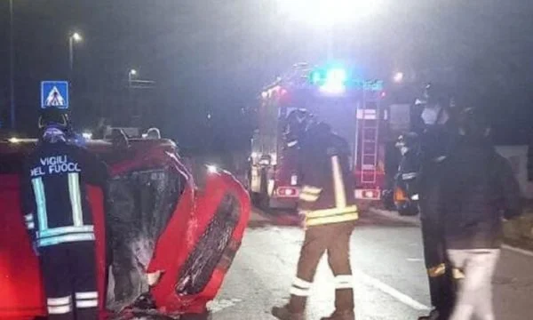 Tragedy in Italien verliert vier junge Menschen Leben im Unfall, darunter ein Albaner