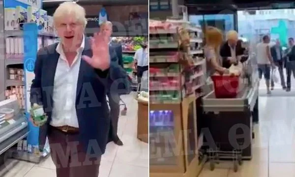 Johnson filmed shopping auf dem griechischen Markt