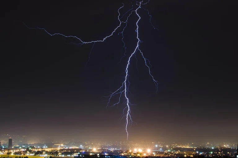 It is reported that the lightning hit a man in Scythewah, his grave condition