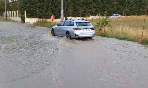 Veternik flooded with heavy rain (Video)