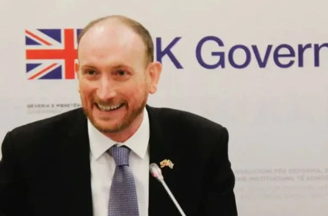 L'ambasciatore britannico avverte “grant” in Albania: Seconda ondata per fine anno