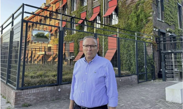 Hamza geht nach Den Haag