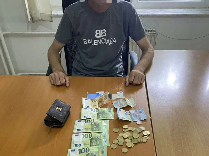 Skenderaj: They find 475 euros and want cents, citizens hand them over to the police to return to their owners