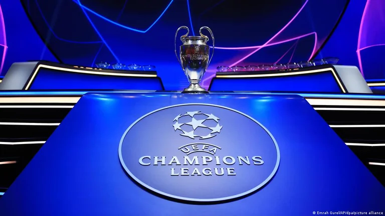 Dies sind Paare von Play-offs) in der Champions League.