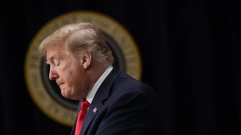 Nach der Suche nach der Villa durch das FBI wird für den ehemaligen Präsidenten Trump entschieden