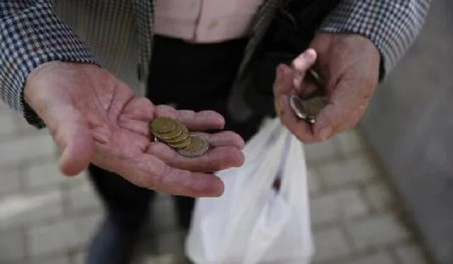 Albanie où le pourcentage de la population à risque de pauvreté est le plus élevé, selon Eurostat