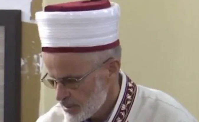 The sister of the brothers suspected of beating the imam in the mosque: “It was found lying, innocent”