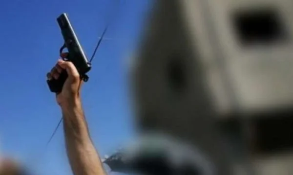 Plus de 36 000 Kosovars portent des armes avec autorisation