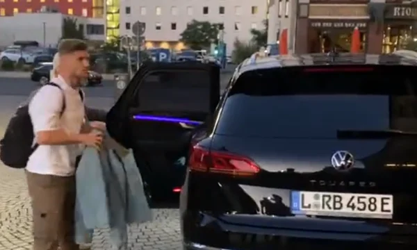 Werner arrive en Allemagne pour les tests médicaux de Leipzig