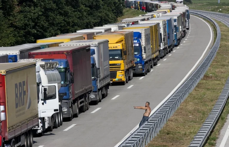 Kurte cited the danger of a new conflict, but July broke the record in the last eight years for importing goods from Serbia