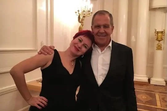 Reuters écrit sur l'arrestation du journaliste russe au Kosovo : la Russie mène l'allié de la Serbie