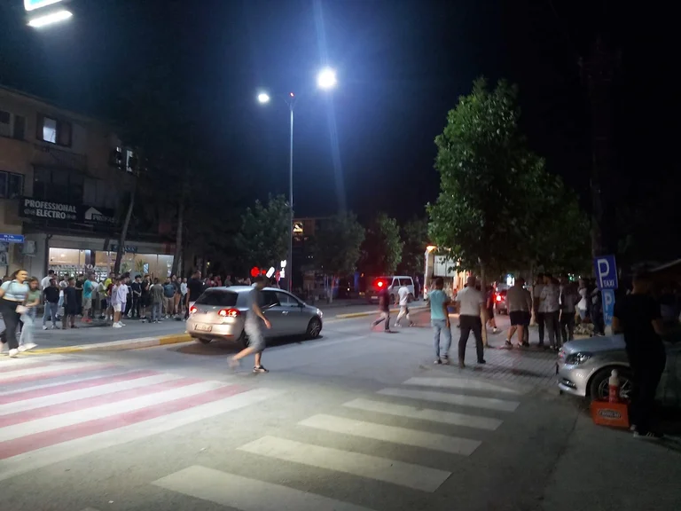 Lipyan shock: Gunshots, suspected of one dead person and two wounded.