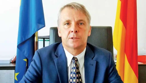He accused him of speaking falsely, so answers German Ambassador Petkov