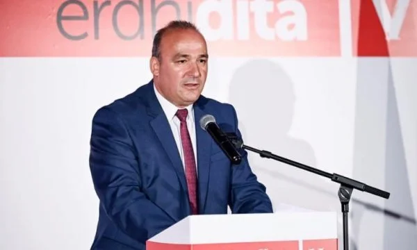 Bulliqi: Pres që këto ditë qeveria të dalë me masa shtesë anti-Covid