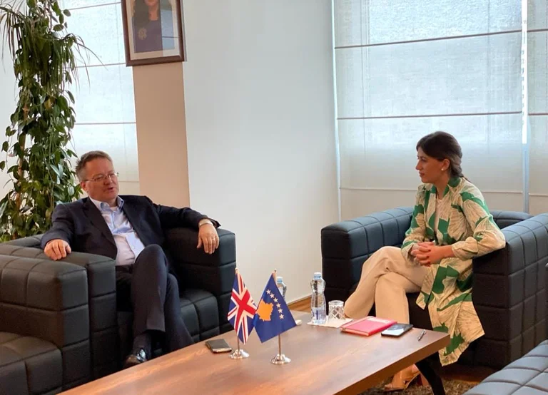 Haxhiu meets with British ambassador, issue of justice reform