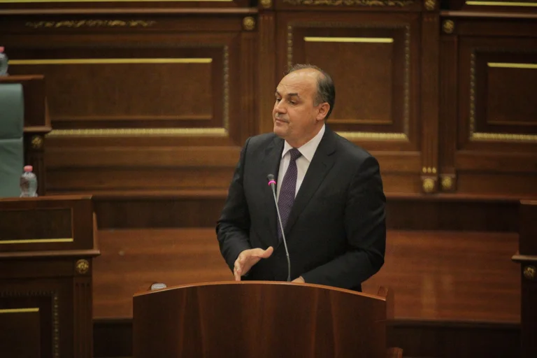 Hoxhaj asks Kurti: Will you create association after the situation in the north?