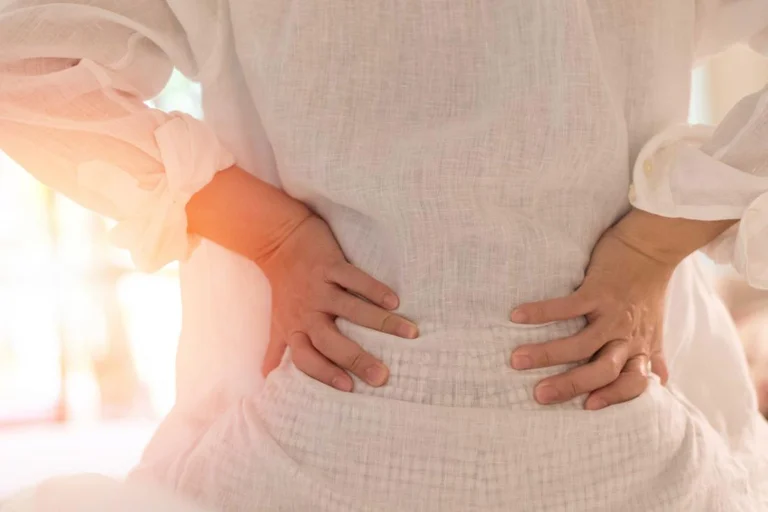 4 Daily Actions That Seriously Risk Your Kidneys