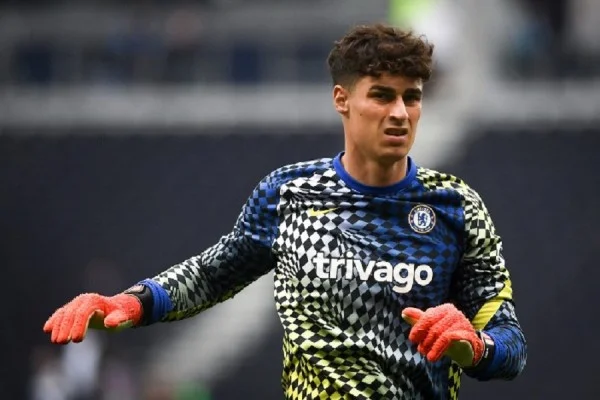 L'agent de Kerpas rencontre l'équipe italienne, gardienne de but près du passage à la Serie A