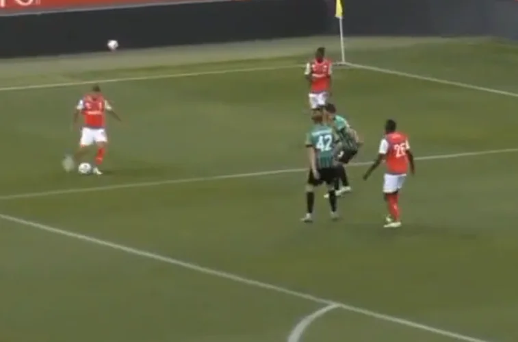 “You break physics laws” Arber Zenelli scores incredible goals